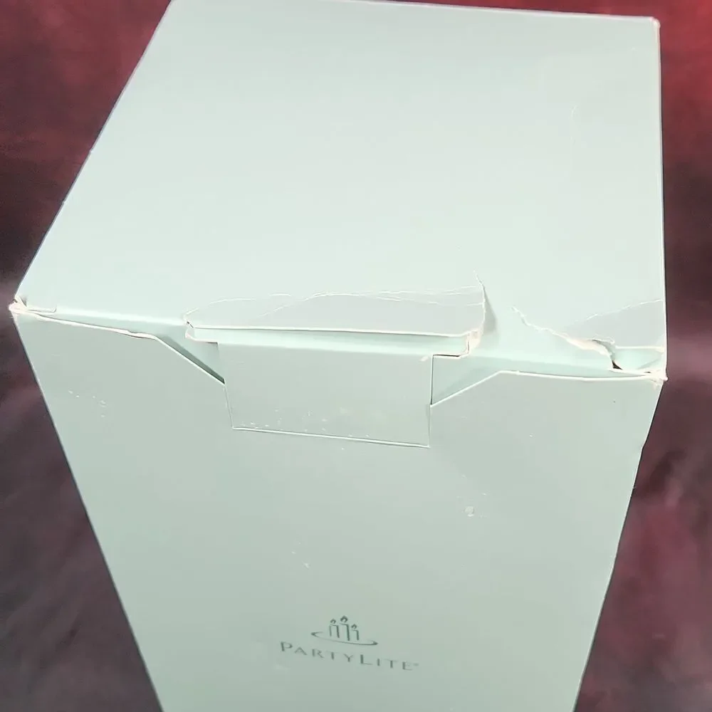 🩵NIB Partylite Scents of Illumination Martini Glass Tealight Holders - Picture 14 of 14